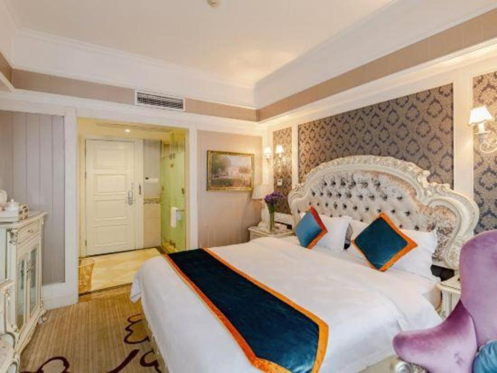 Chengdu French Theme Gold Palace Екстер'єр фото