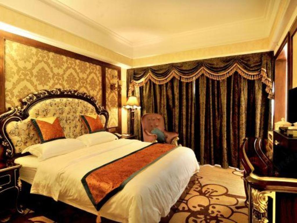 Chengdu French Theme Gold Palace Екстер'єр фото