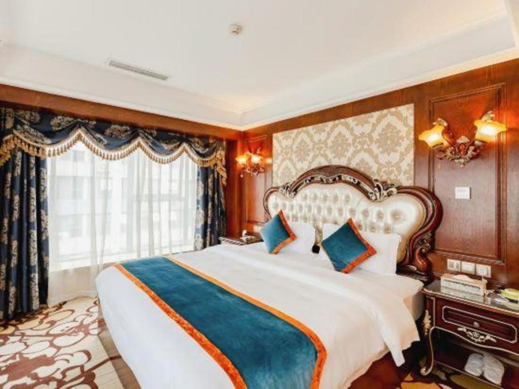 Chengdu French Theme Gold Palace Екстер'єр фото